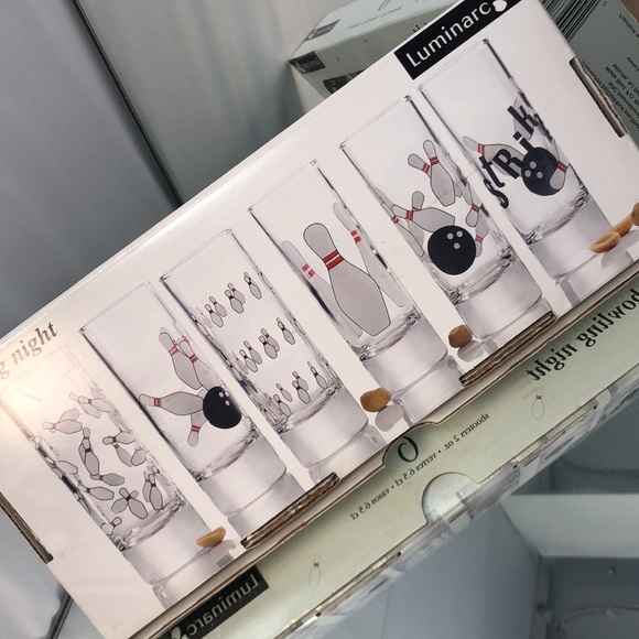 Bowling shot glasses different print on each glass new in original box set of 6 - Picture 9 of 11